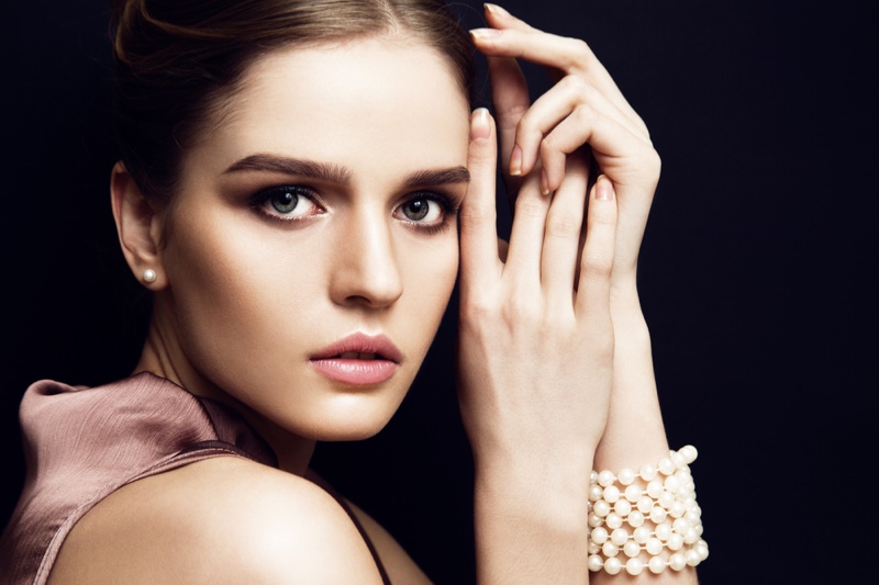 Closeup Model Pearl Bracelets Earring Jewelry