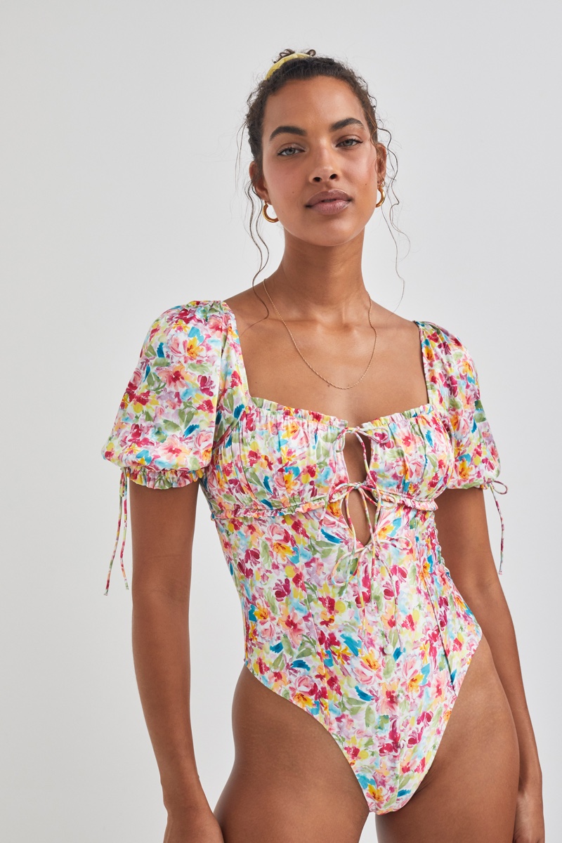Jessica Strother wears For Love & Lemons for Victoria’s Secret summer 2021 collection.