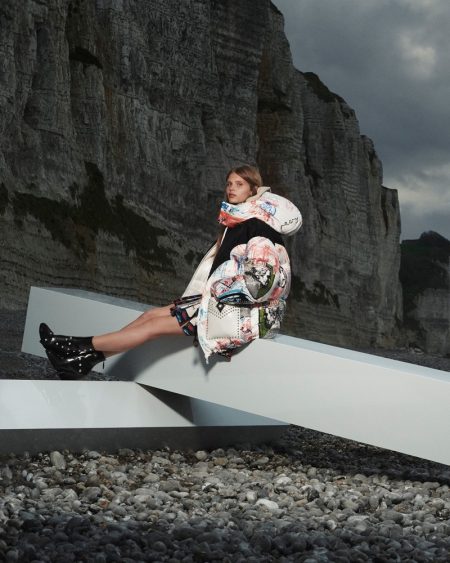 Louis Vuitton Sets Fall 2021 Campaign Outdoors Louis Vuitton fall-winter 2021 campaign.