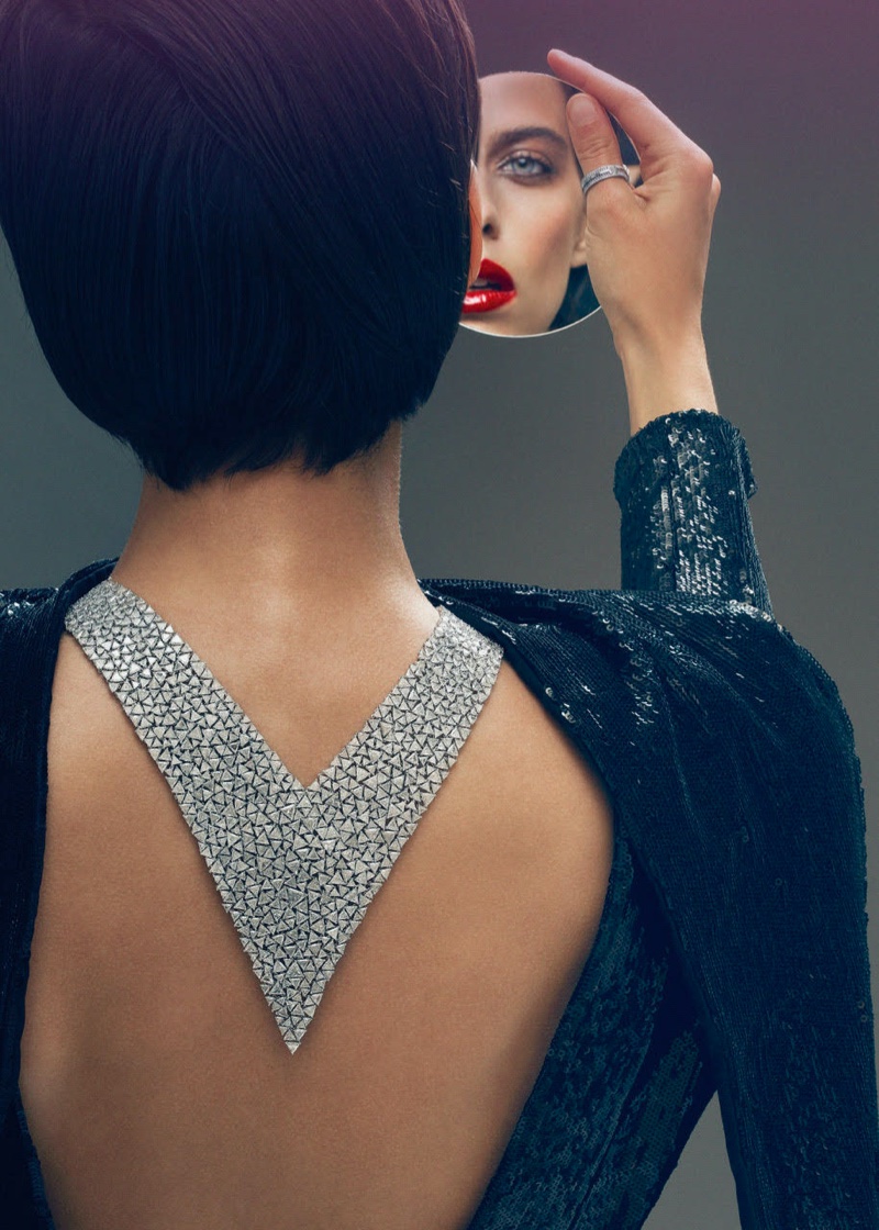 Margot Davy Sparkles in High Jewelry for SCMP Style
