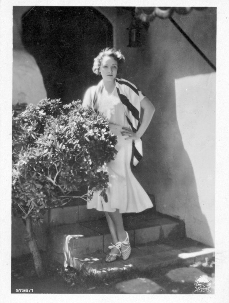 Assuit Rhinestones Vintage 1920's Lilac Satin & Rhinestone Embellish –  Willow Hilson Vintage