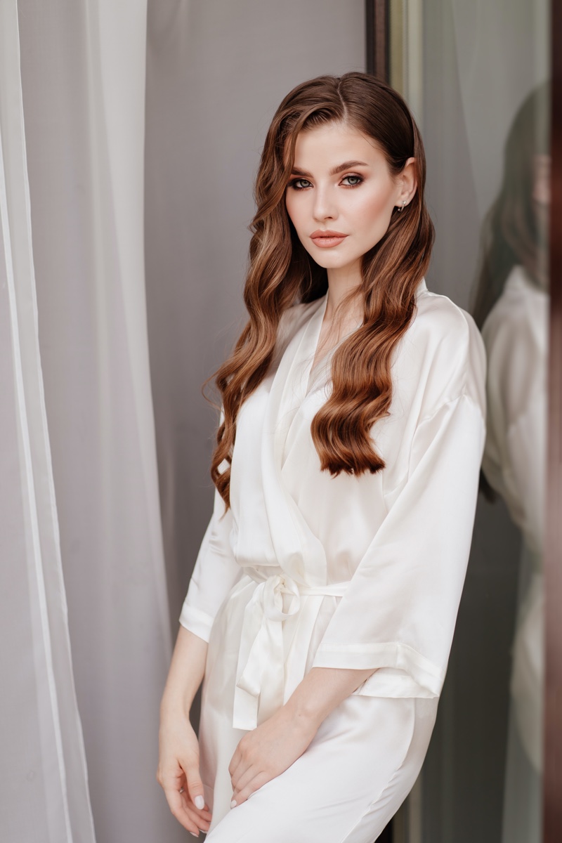 Model White Silk Robe