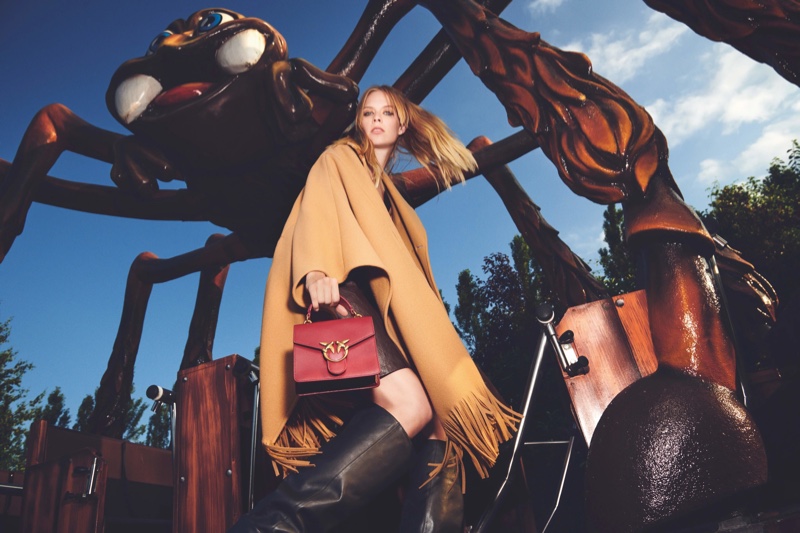 An image from Pinko's fall 2021 advertising campaign.
