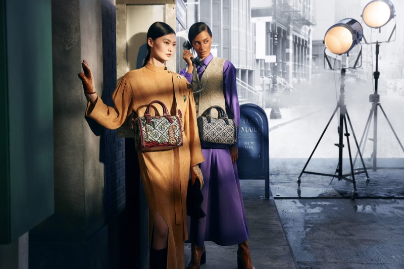 Tory Burch features the T Monogram Barrel bag in fall-winter 2021 campaign.