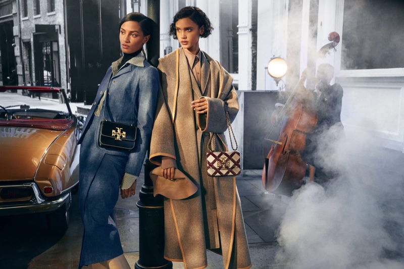 Sacha Quenby and Malaika Holmen poses for Tory Burch fall-winter 2021 campaign.