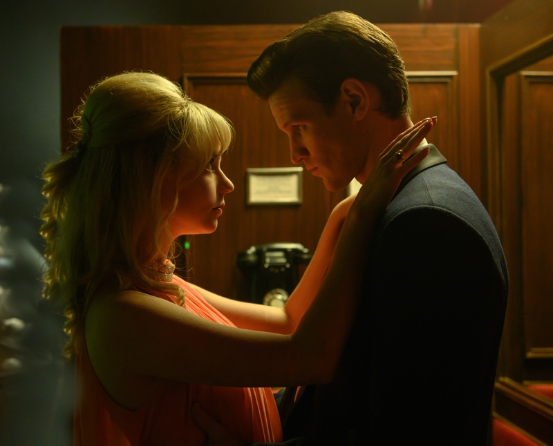 Actors Anya Taylor-Joy as Sandie and Matt Smith as Jack wear 1960s style in LAST NIGHT IN SOHO, a Focus Features release. | Photo Credit: Parisa Taghizadeh / © 2021 Focus Features, LLC