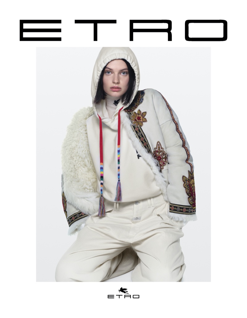 Mila van Eeten poses for Etro fall-winter 2021 campaign.