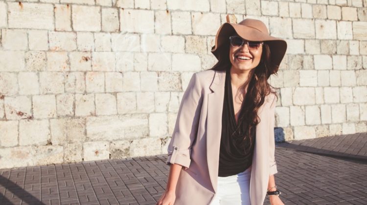 Learn These Useful Tricks To Avoid Any Sudden Wardrobe Malfunction 