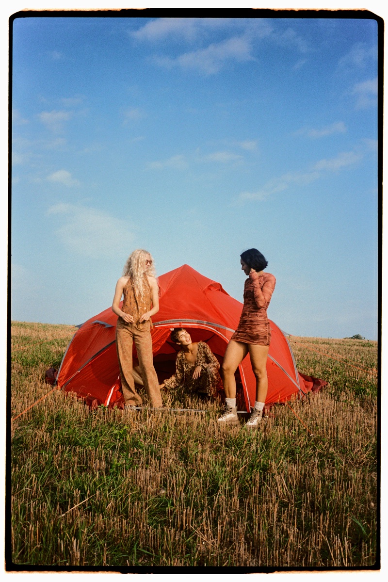 Models head outdoors in Zara A Wild Run fall 2021 trend guide.