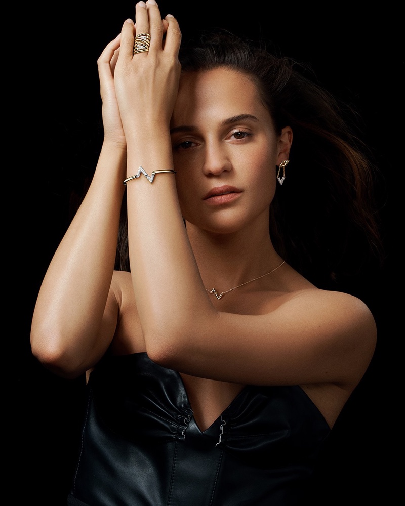 Alicia Vikander stars in Louis Vuitton LV Volt 2021 jewelry campaign.