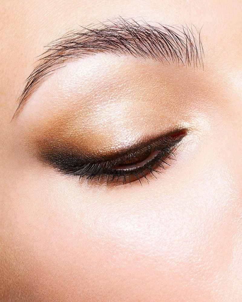 Eyeshadow from Chanel Makeup's Holiday 2021 collection includes golden and amber shades.