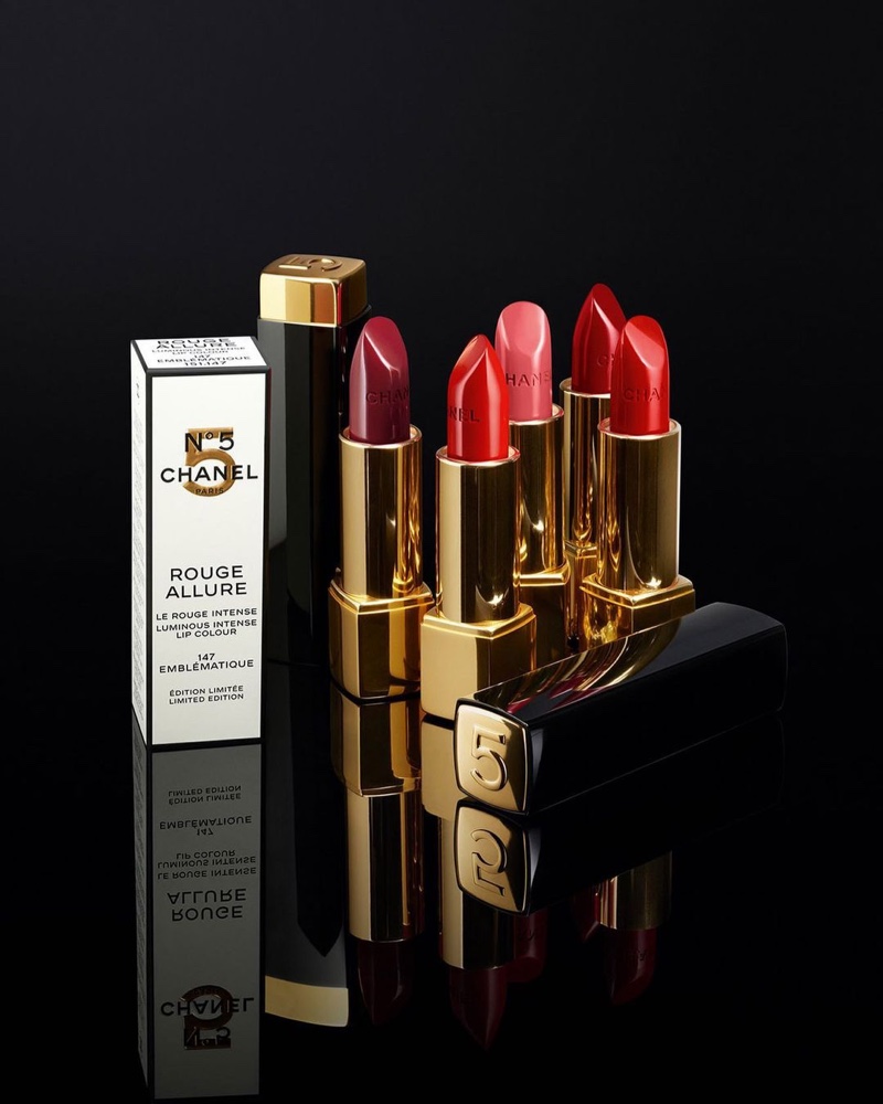 Chanel Makeup Holiday 2021 N°5 Campaign