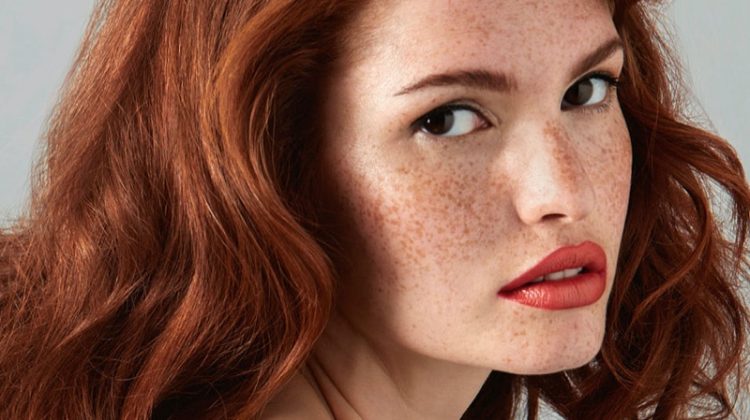 Mariangela Bonanni Models Refreshing Beauty for ELLE Croatia