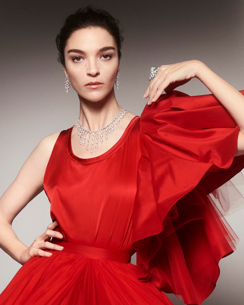 Mariacarla Boscono stars in Cartier Love is All campaign.