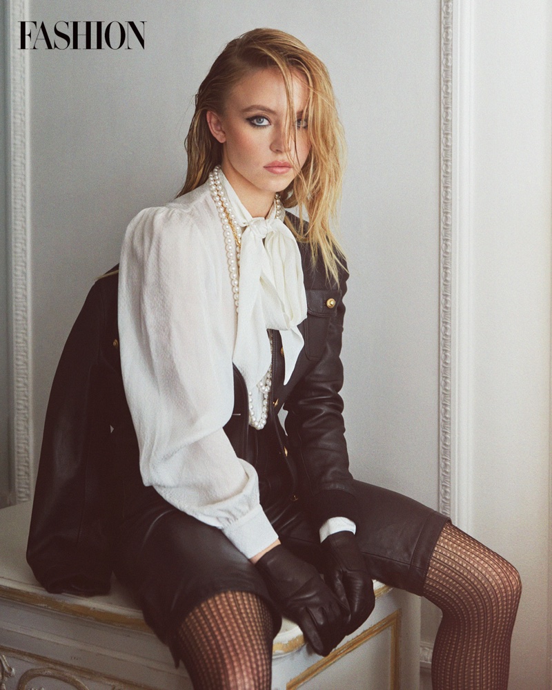 Sydney Sweeney poses in a dramatic black and white ensemble. Photo: Greg Swales / FASHION