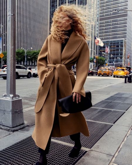 Raquel Zimmermann Hits the City Streets for Totême Fall 2021 Campaign Raquel Zimmermann poses for Totême fall-winter 2021 campaign.