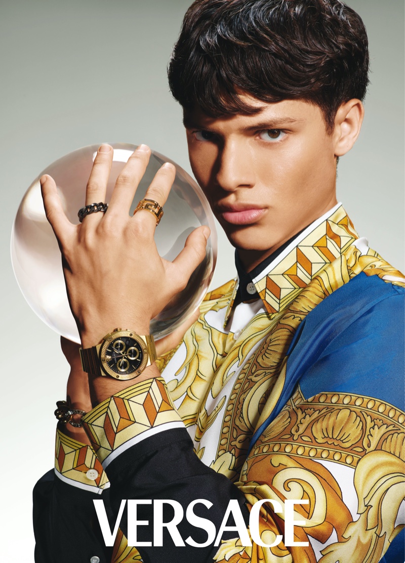 Nacho Penn fronts Versace Watches fall-winter 2021 campaign.
