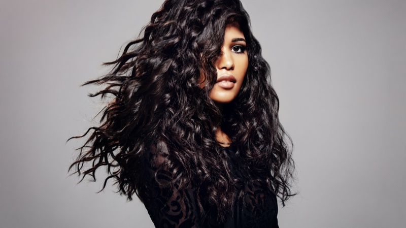 Wavy Full Hair Black Model Beautiful