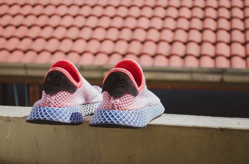 back adidas deerupt runner sneakers red blue