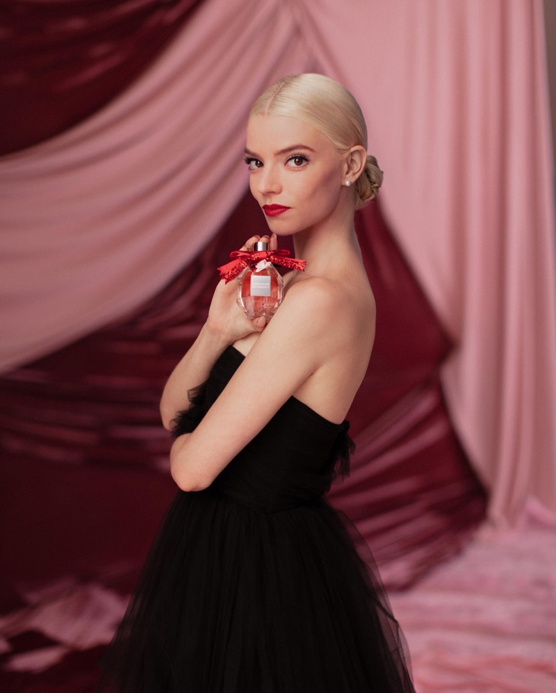 Actress Anya Taylor-Joy poses with Viktor & Rolf Flowerbomb fragrance.