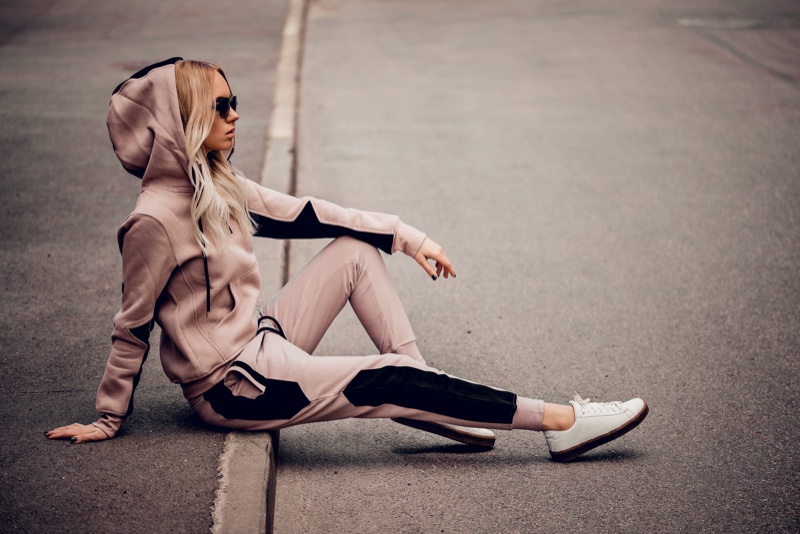 Model Pink Hoodie Pants Set Sporty