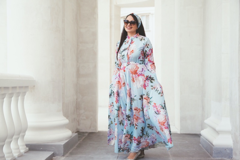 Plus Size Model Floral Print Dress Maxi Pockets