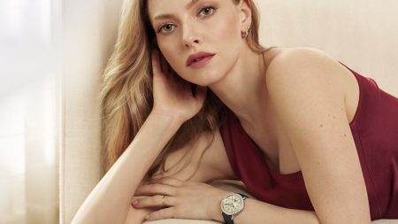 Amanda Seyfried Face Jaeger LeCoultre Rendez-Vous Dazzling Night Day Watch 2022 Photoshoot