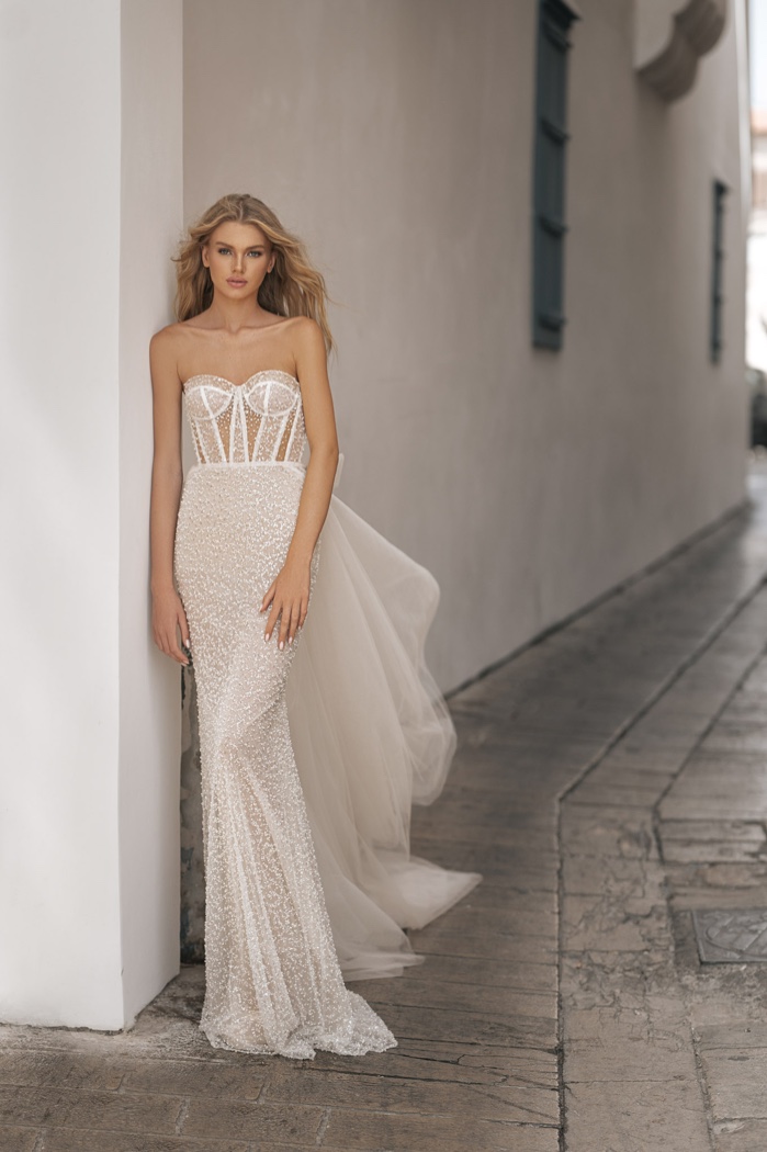 PRIVÉE by BERTA Unveils Romantic Wedding Dresses for Fall 2022