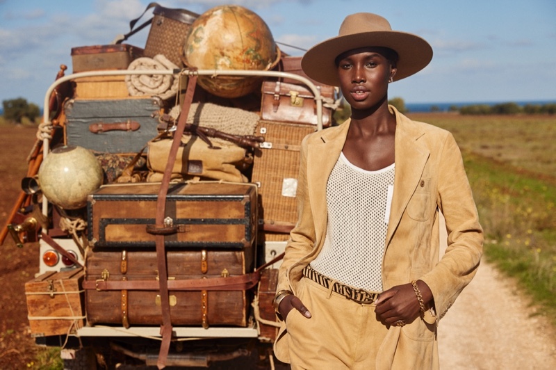 Nya Gatbel poses in Southern Italy for Banana Republic spring 2022 campaign.