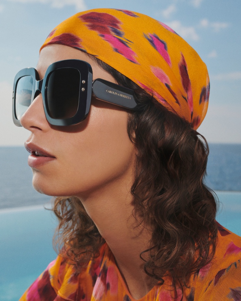 Carolina Herrera Square Sunglasses 2022 Printed Head Scarf