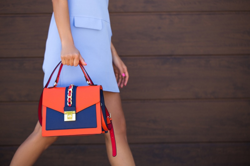 Cropped Fashion Statement Bag Red Blue
