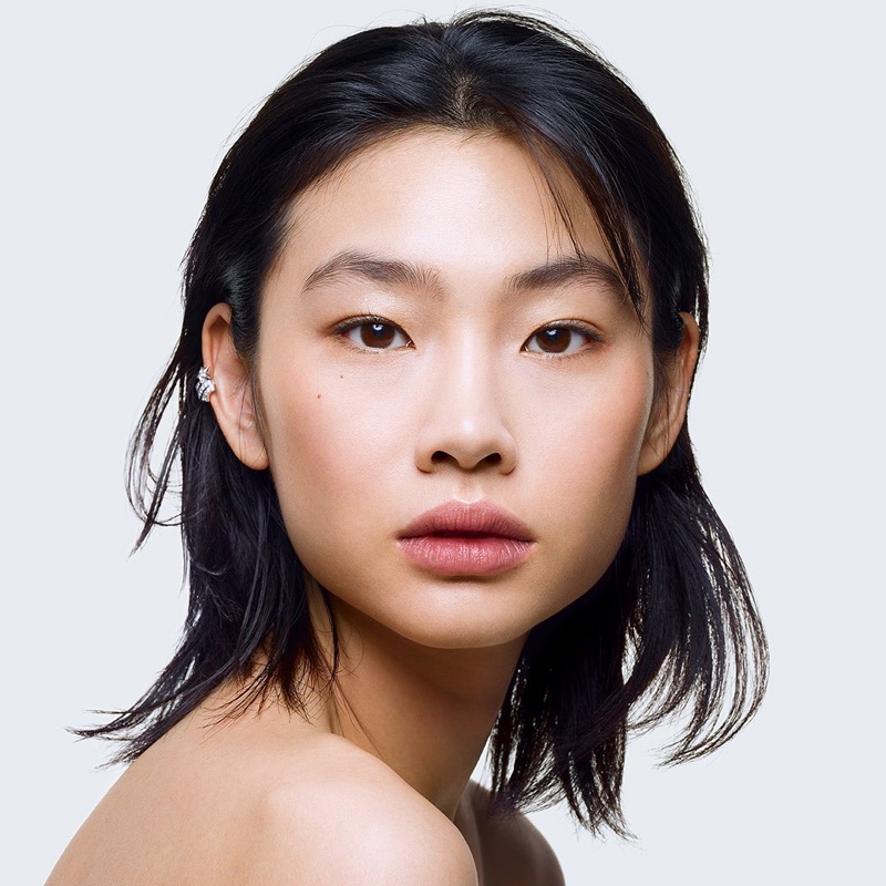 Hoyeon Jung Chanel N. 1 de Chanel Beauty Campaign