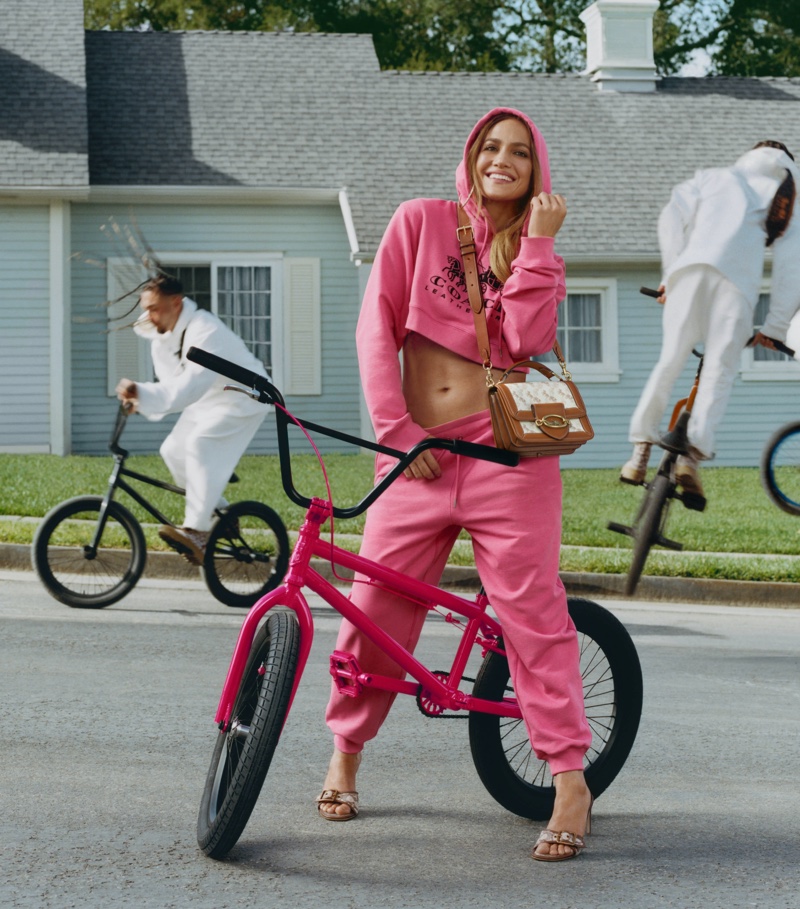 Jennifer lopez coach spring 2022 campaign