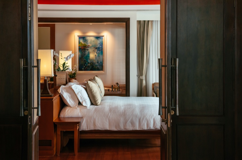 Luxury Resort Bed