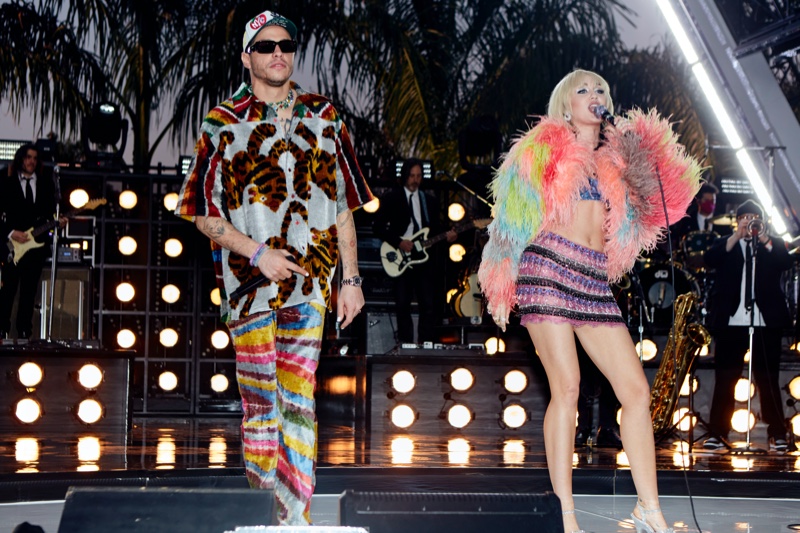 Pete Davidson and Miley Cyrus on stage during Miley Cyrus' New Year's Eve Party 2021 special. | Photo Credit: @vijatm