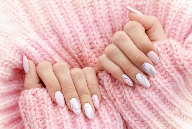 Pink Marble Nails Manicure