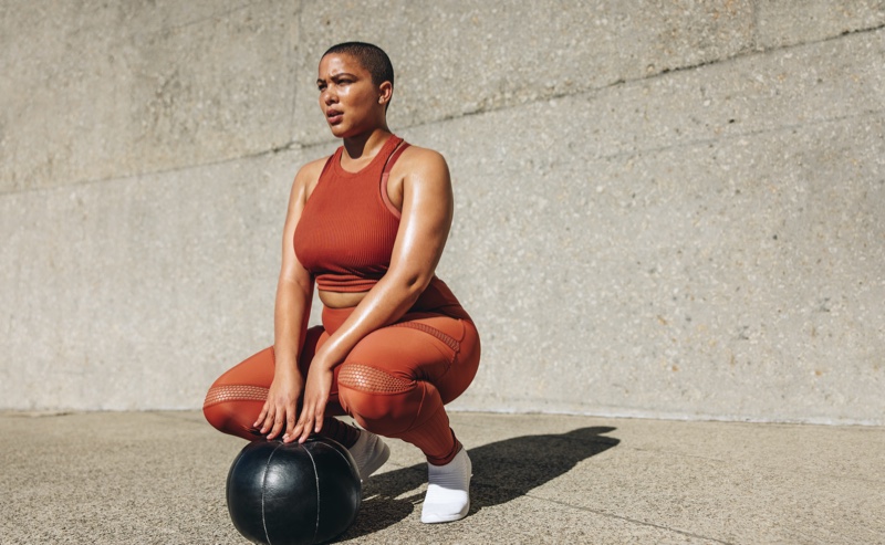 Plus Size Model Activewear Medicine Ball Exercise