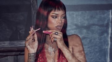 Rihanna Savage X Gloss Bomb Heat in Lavender Savage