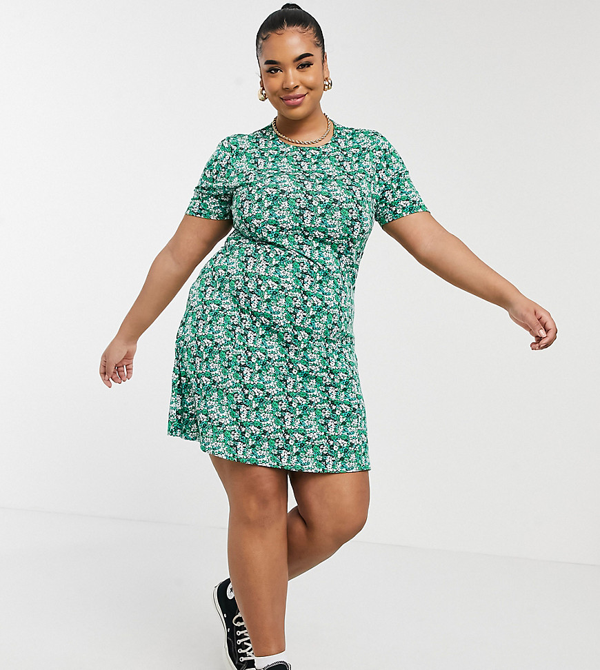 ASOS DESIGN Curve mini tea dress in green floral print | Fashion Gone Rogue