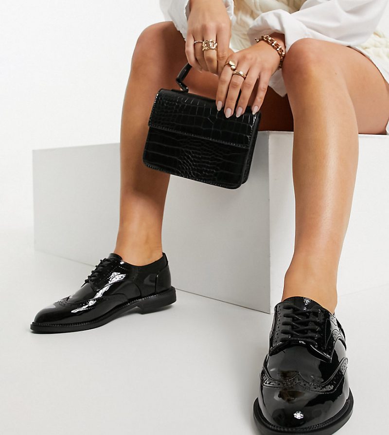 ASOS DESIGN Wide Fit More flat lace up shoes in black
