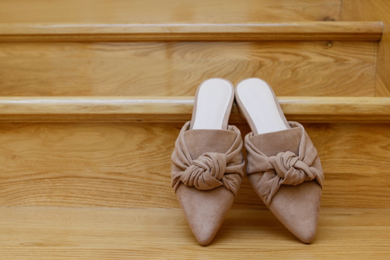Brown Knot Mules Stairs