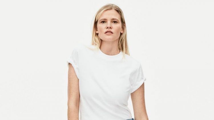 Lara Stone T-Shirt Jeans COS Spring 2022 Campaign