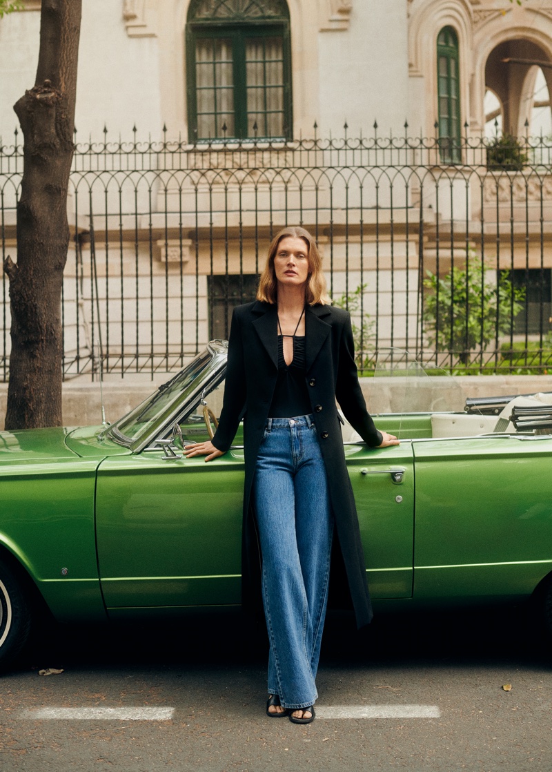 Posing next to a convertible, Malgosia Bela wears Mango's new arrivals