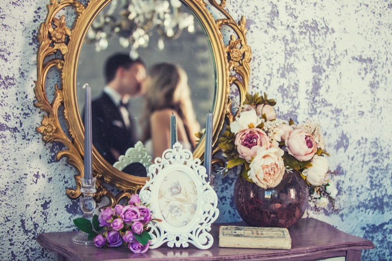 Married Couple Flowers Vintage Mirror Vase