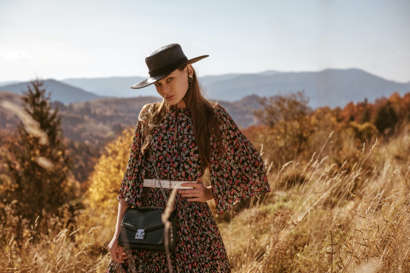 Model Fall Floral Print Dress Bag Hat Outfit