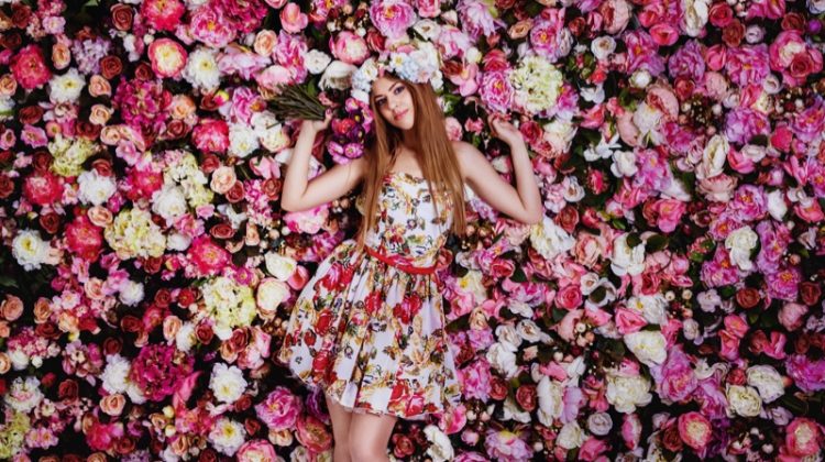 Model Flower Wall Floral Dress