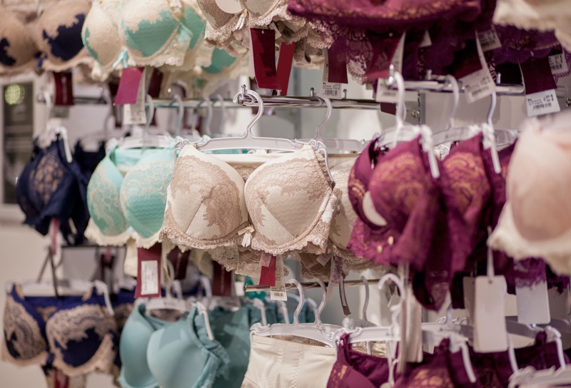 The Importance of Wearing the Right Bra – Fashion Gone Rogue