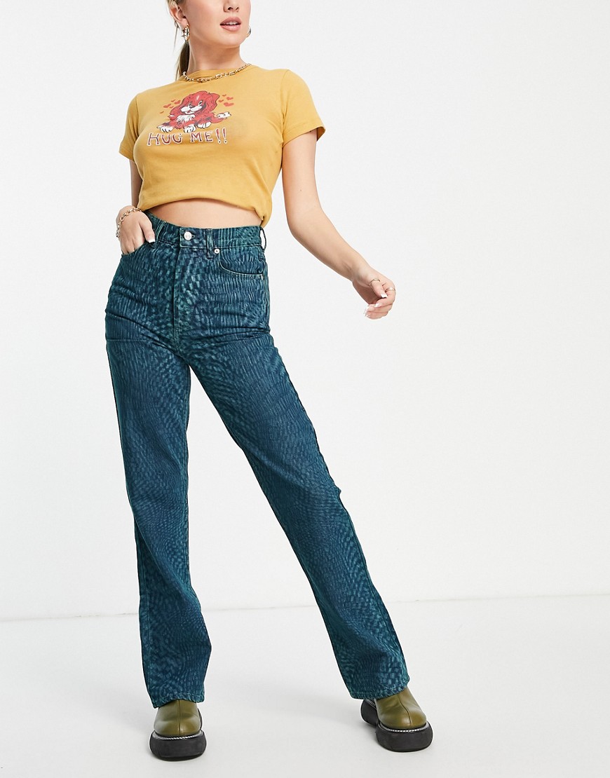 Topshop Kort jeans in green warp print | Fashion Gone Rogue