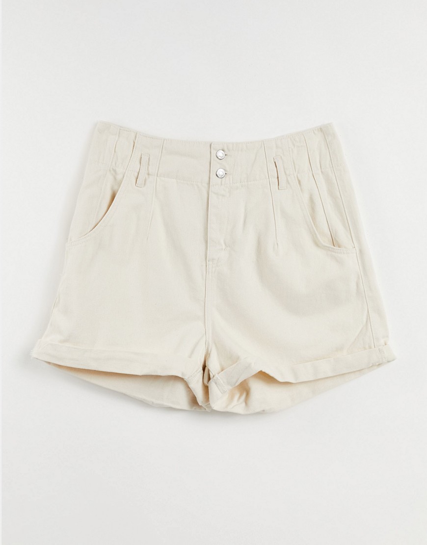 Topshop denim shorts in ecru-White | Fashion Gone Rogue