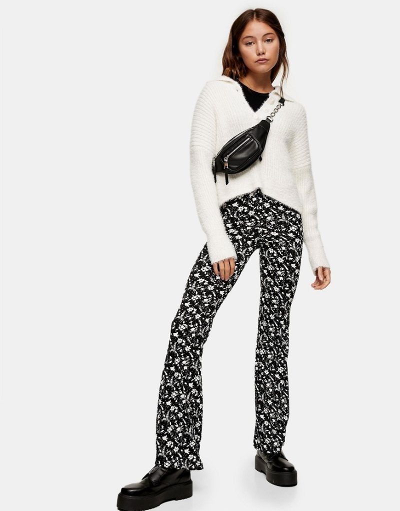 Topshop floral print flared pants in monochrome-Brown